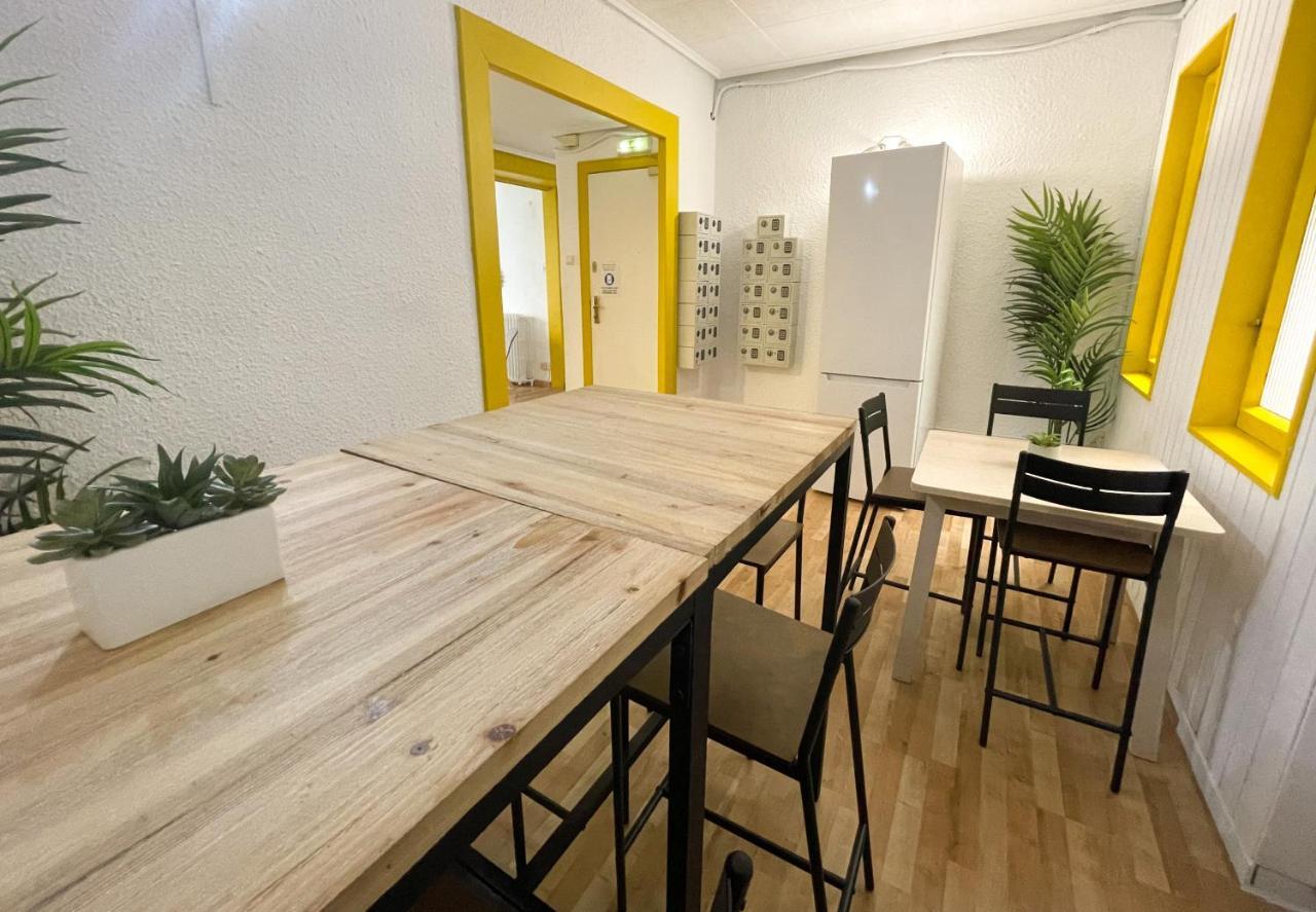 סרגוסה Az The Bridge Hostel - Coliving מראה חיצוני תמונה