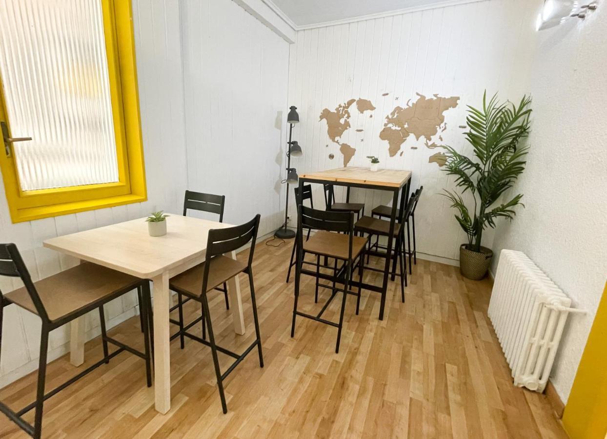 סרגוסה Az The Bridge Hostel - Coliving מראה חיצוני תמונה