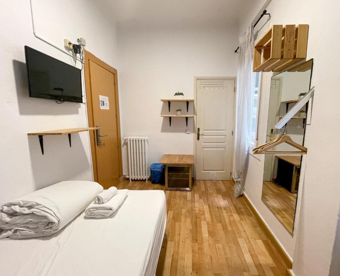 סרגוסה Az The Bridge Hostel - Coliving מראה חיצוני תמונה